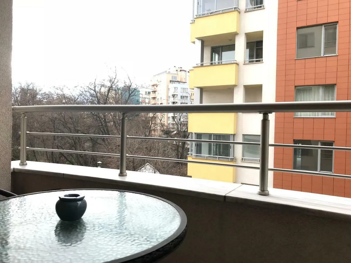 Luxury One Bedroom Suite, Doorman, Limited Access, Lozenec Area Sofia 0*,
