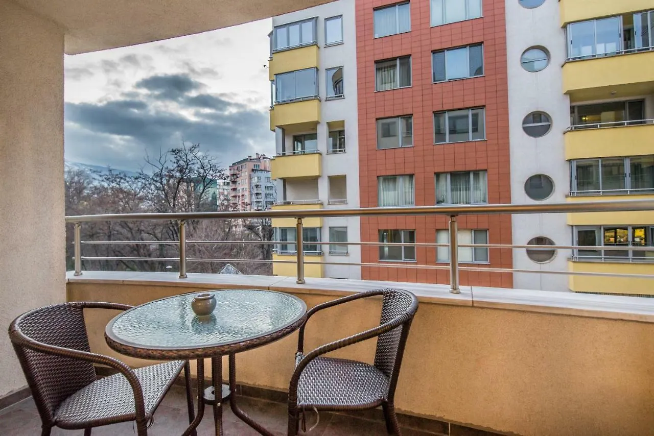 Apartment Luxury One Bedroom Suite, Doorman, Limited Access, Lozenec Area Sofia